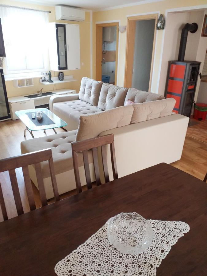 Appartamento Apartman Gardijan Skradin Esterno foto